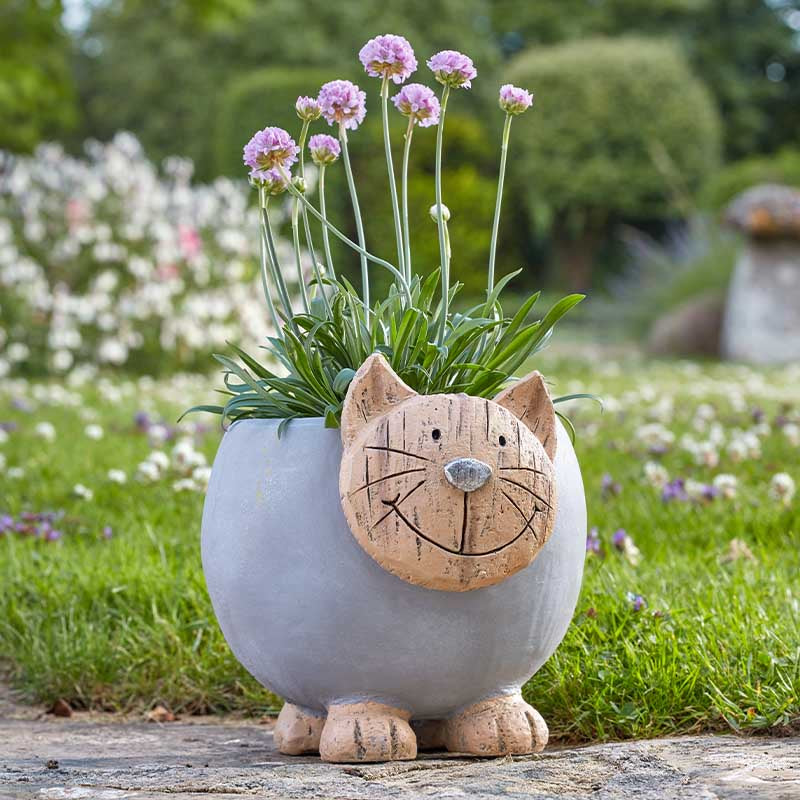 Woodstone Cat Planter 26-Easy Garden Centre