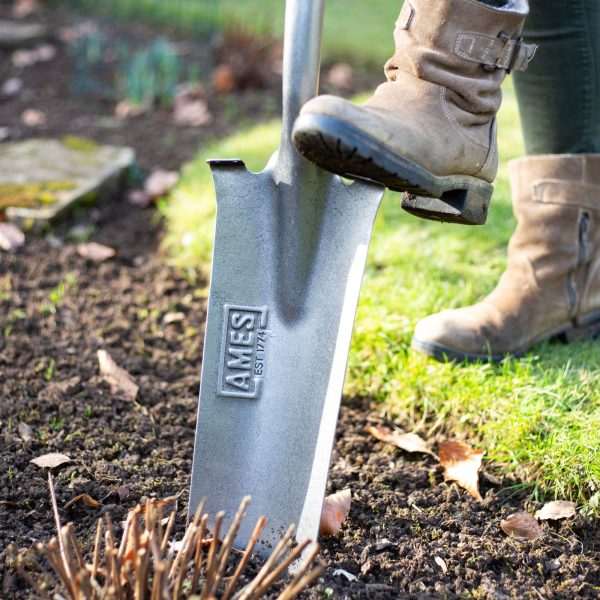 AMES Planter Spade-Easy Garden Centre