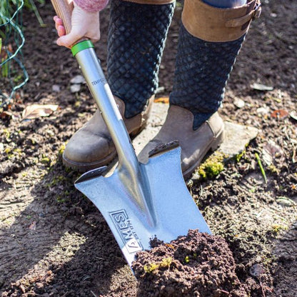AMES Digging Spade - Carbon Steel-Easy Garden Centre
