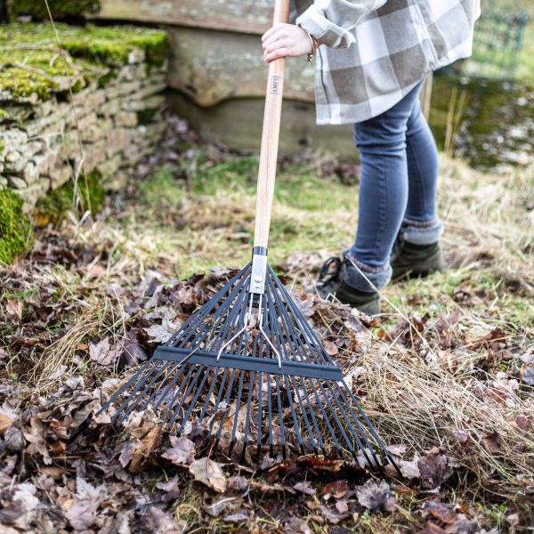 AMES Flat Tine Leaf Rake - Carbon Steel-Easy Garden Centre
