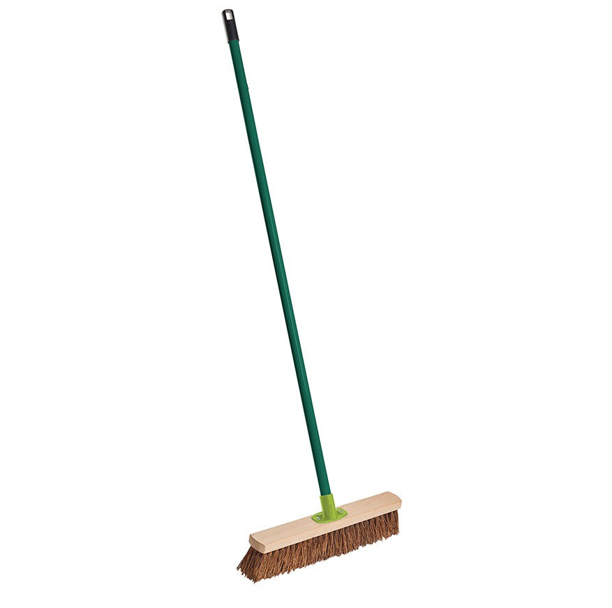 GMT Bassine Yard Broom 18" DONT PUBLISH, WRONG ITEM STOCK